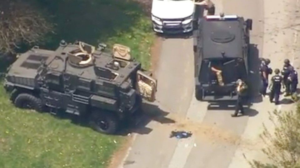 5 dead, including 2 deputies, after 13-hour standoff in North Carolina