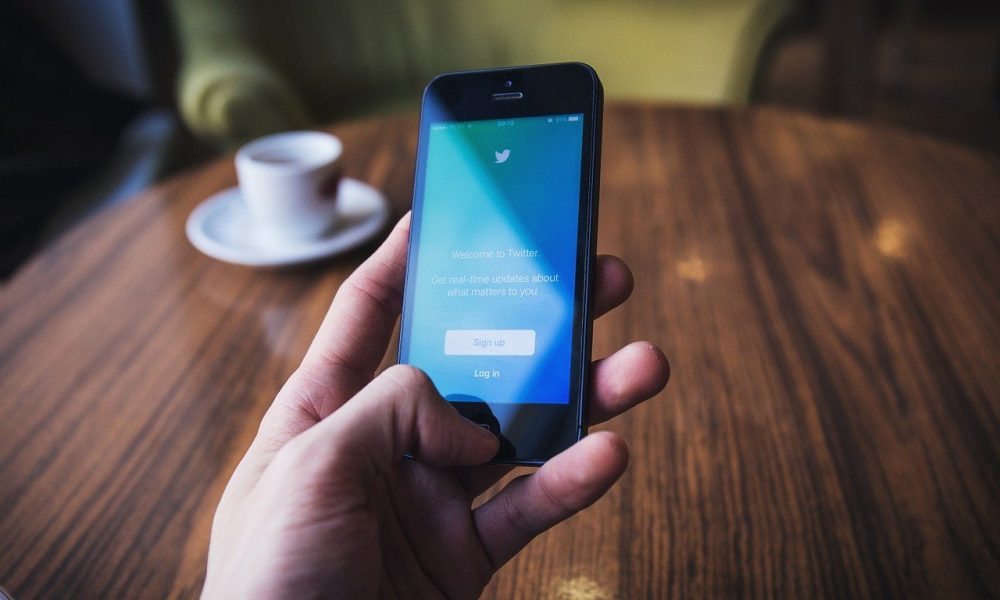 Twitter expands ‘Spaces’ as ‘Clubhouse’ Download Numbers Falter – Top Trending News