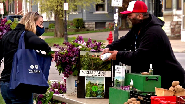 Elmwood Village Farmers Market opens for business