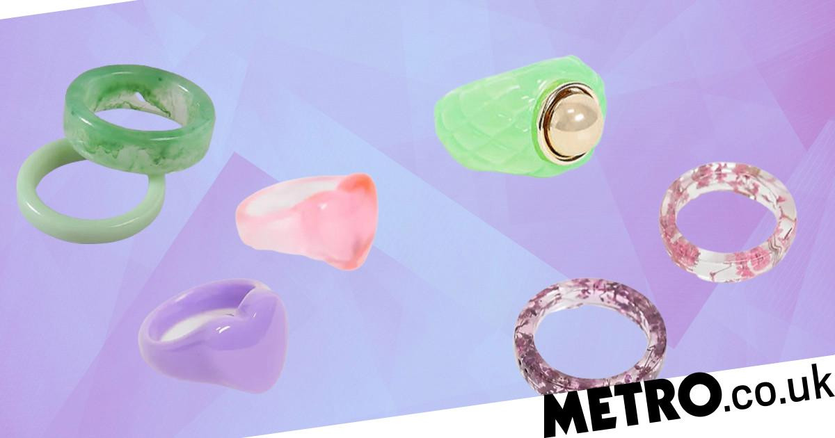 Plastic rings are trending, but are they worth the purchase?