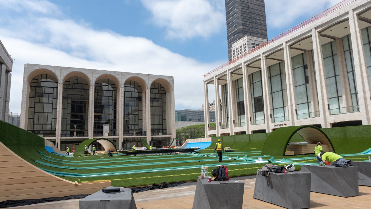 NYC Opens New ‘GREEN’ Space Outside Lincoln Center to Boost Pandemic Recovery