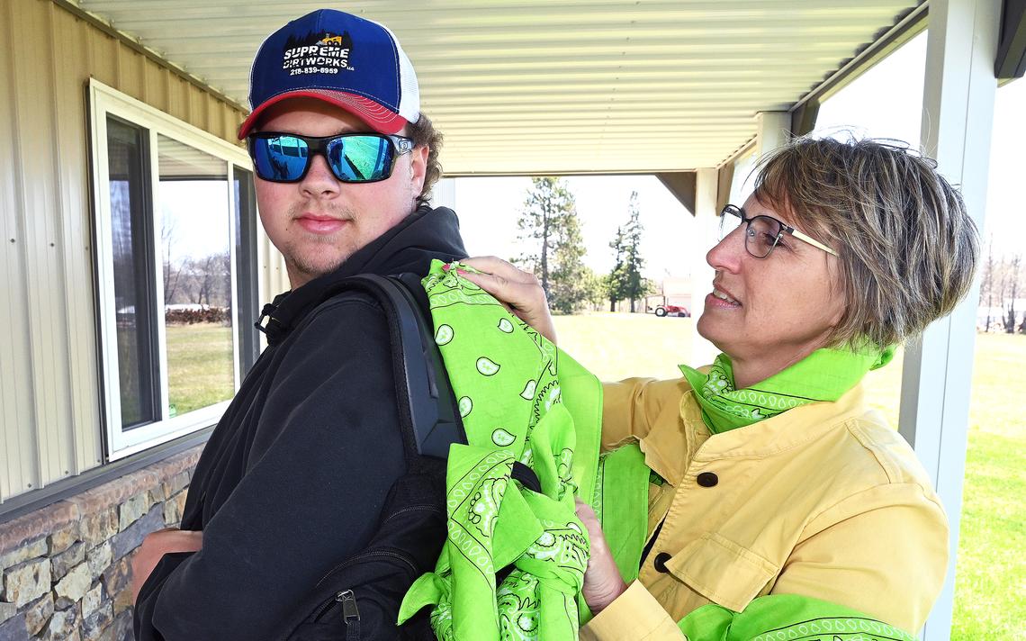 CLC green bandanas to raise mental health awareness