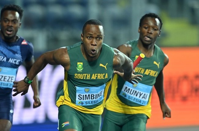 Stunning Simbine spearheads South Africa’s charge to 4x100m gold at World Relay Champs