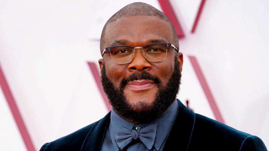 Tyler Perry, TD Jakes to purchase 132 acres at Fort McPherson