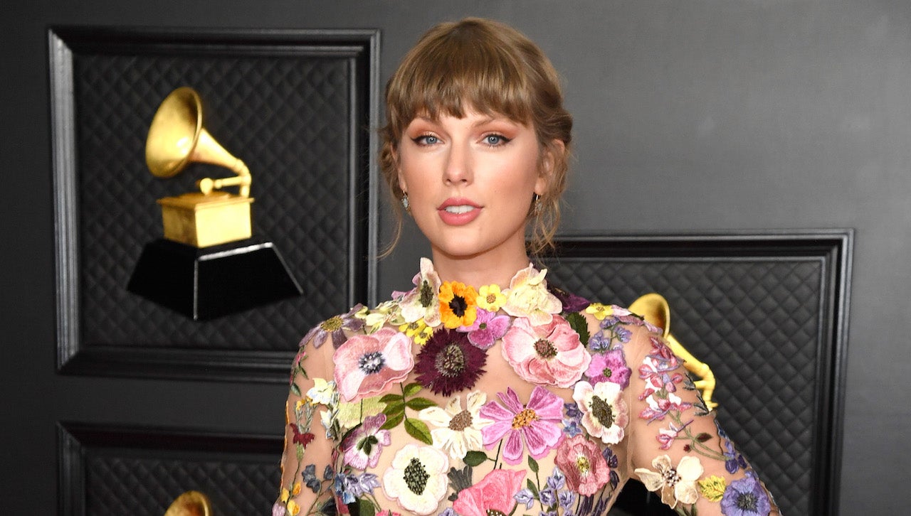 Taylor Swift Announces ‘Red’ Will Be Her Next Album to Get a ‘Taylor’s Version’