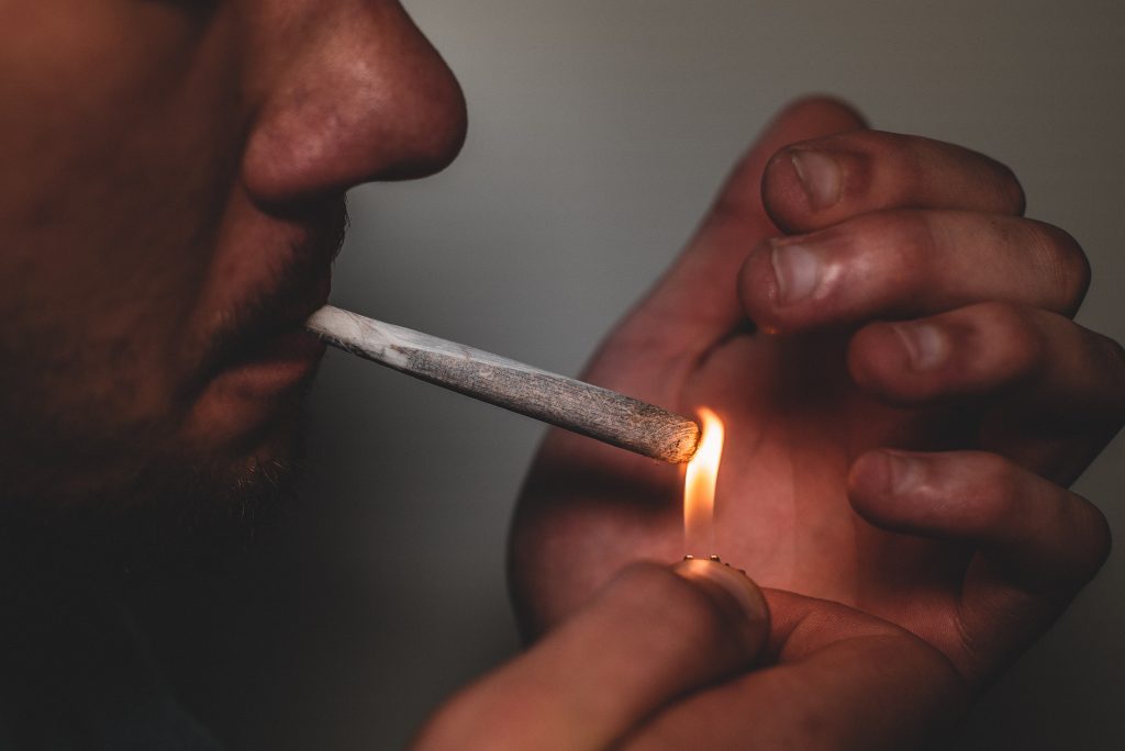 Study finds 10% of Ontario youth admit to having smoked cannabis before driving