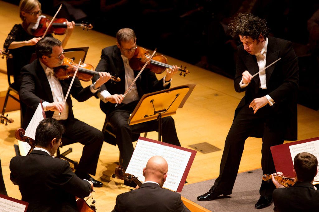 Live music returns to Walt Disney Concert Hall with new LA Phil season