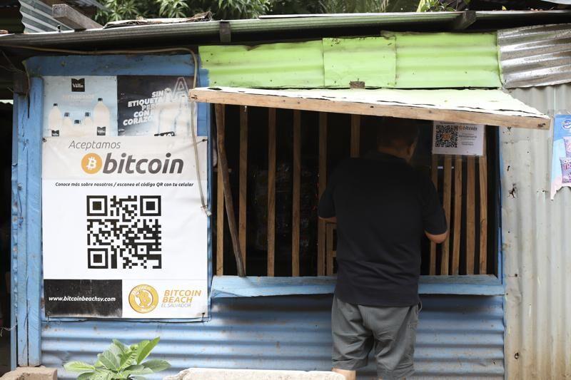 Bitcoin welcome sign in El Salvador