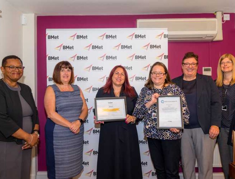 BMet careering ahead – with a national Gold Level Standard award for quality in careers work