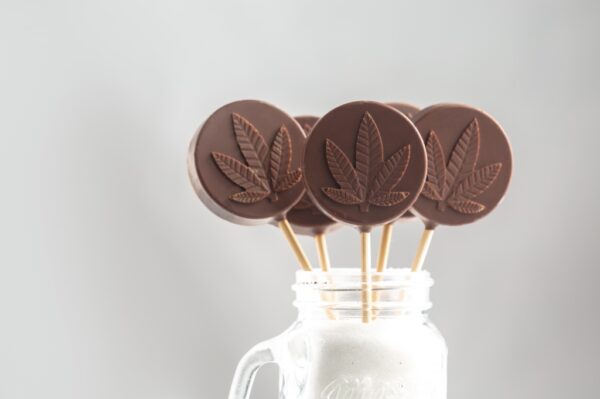 Cooking with cannabis: Melt-in-your-mouth cannabis chocolate – GreenState