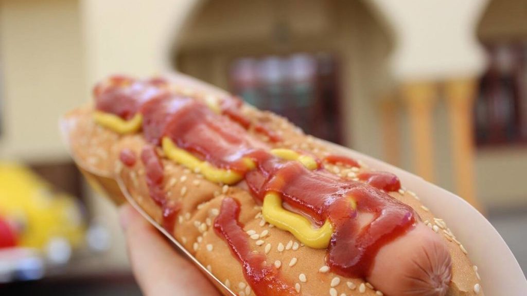 Morning Start: The world’s most expensive hot dog costs $169 – Lake Country Calendar