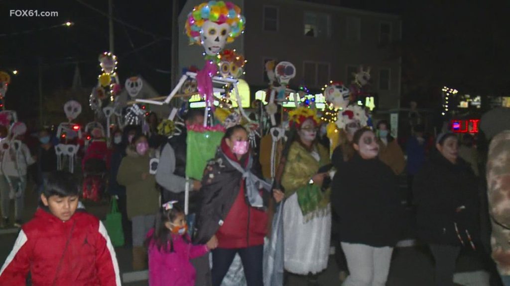 Hundreds march in Day of the Dead parade in New Haven | fox61.com