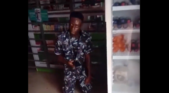 TRENDING VIDEO: Policeman takes refuge in shop after gunmen attacked checkpoint … – TheCable