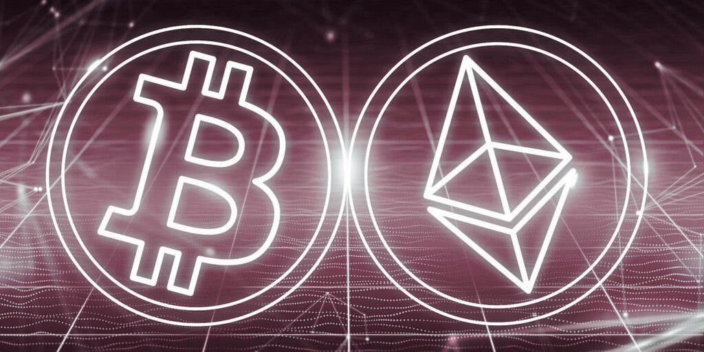 Bitcoin, Ethereum Slip to Three-Week Lows – Decrypt