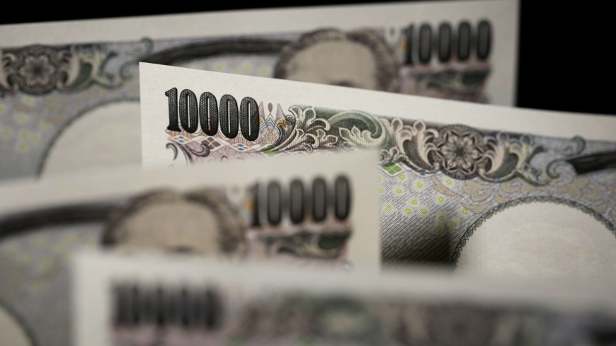 Words of warning by Japan finance minister fail to shake off yen’s weakening trend