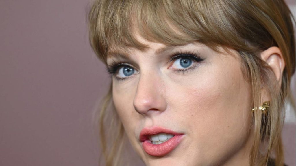 Record Store Day 2022: Taylor Swift announces limited-edition vinyl records – WSOC TV