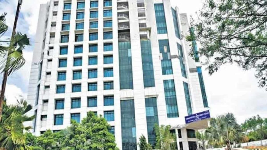 Hyderabad: KCR to lay foundation stone for three TIMS hospitals – Siasat.com