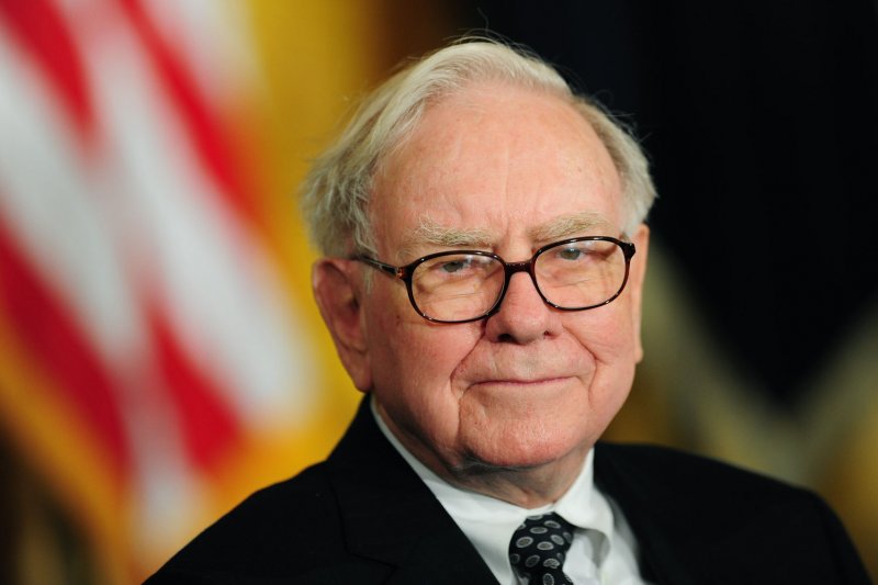 Buffet talks inflation, Munger blasts bitcoin at Berkshire Hathaway shareholder meeting – UPI.com